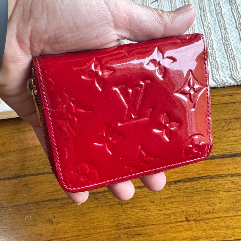 Authentic Louis Vuitton Glossy Red Vernis Zip Compact Wallet